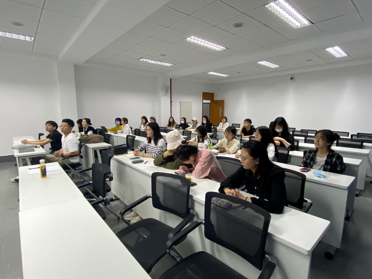 哥伦比亚大学高琴教授为新澳彩官网
师生开展线上专题讲座