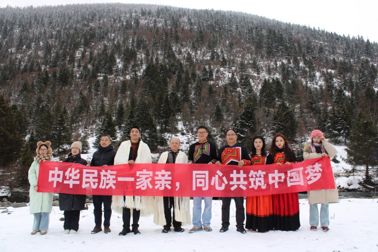 新澳彩官网
前往阿坝州、甘孜州开展 “三区”计划和乡村振兴服务行动