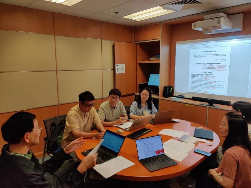 新澳门彩
学生前往香港理工大学进行学术交流